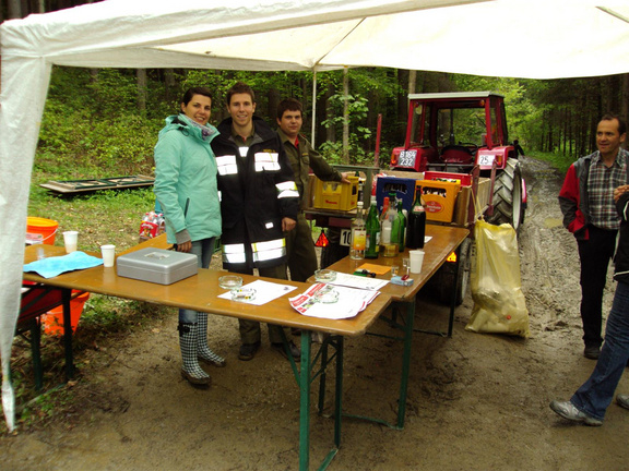 Wandertag_FF-Steinbach_3._Station.JPG  