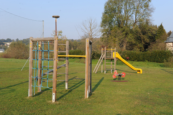 Kinderspielplatz_Bubendorf.JPG  